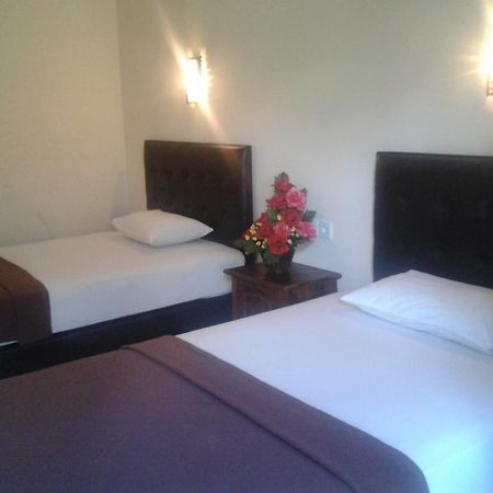 Waringin Homestay Kuta Lombok Esterno foto