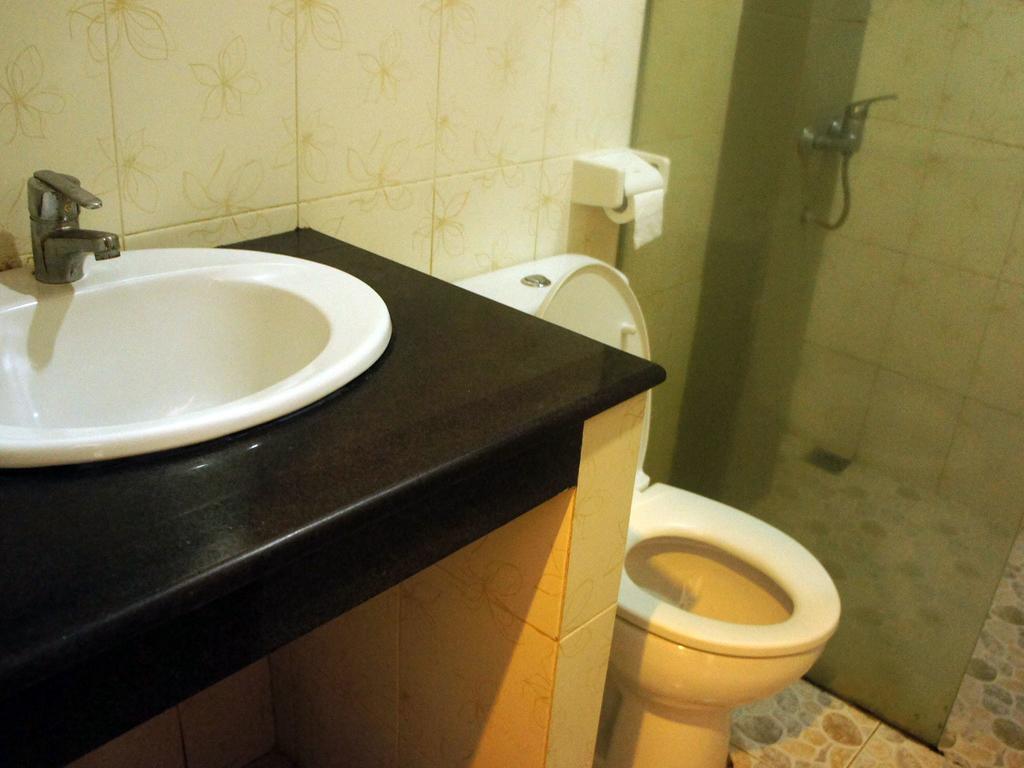 Waringin Homestay Kuta Lombok Esterno foto