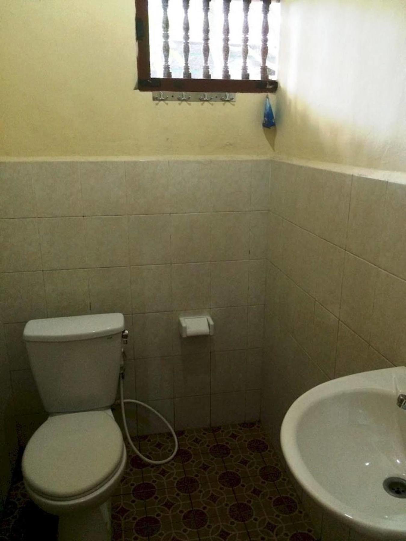 Waringin Homestay Kuta Lombok Esterno foto